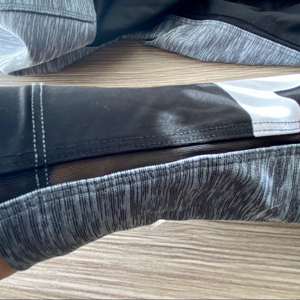 Victoria’s Secret PINK bonded leggings - Picture 4 of 4